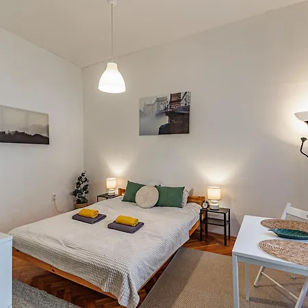 Beat Of The - Cozy Downtown Daire Budapeşte
