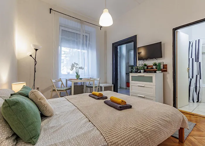 Beat Of The - Cozy Downtown Appartement