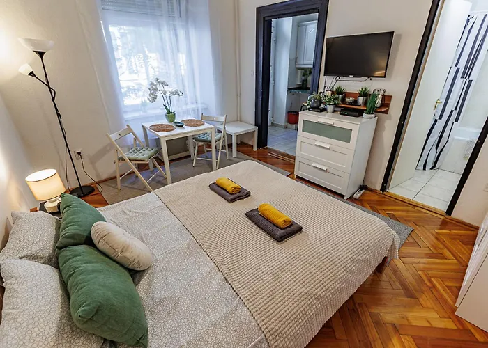 Beat Of The - Cozy Downtown Appartement