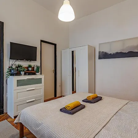 Beat Of The - Cozy Downtown Apartamento